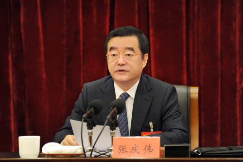 中共黑龙江省委十二届四次全会在哈尔滨举行