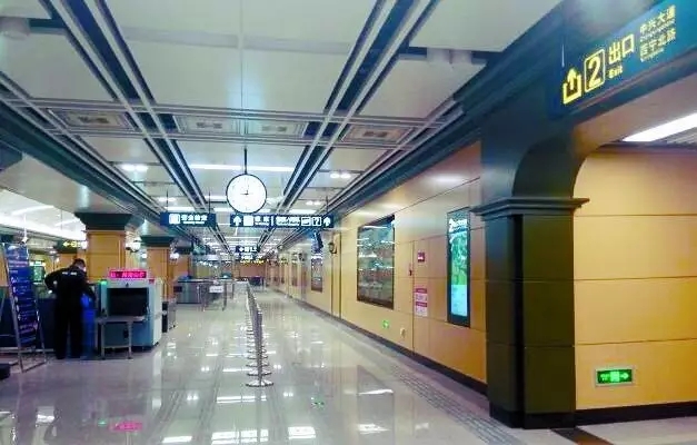 地铁3号线哈尔滨大街站投用 & 我省高考成绩